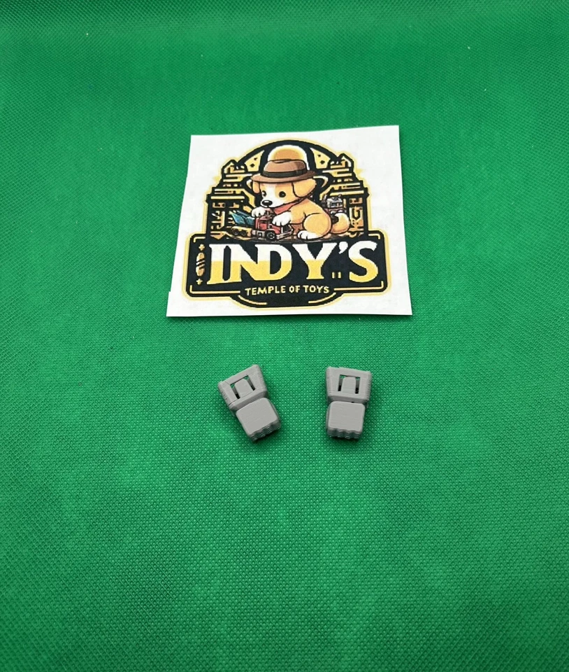 Puños de repuesto Transformers G2 Starscream impresos en 3D Foto 2 de 4