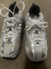 New Balance 530 Indigo Blue/White SZ 7 Pre-Owned