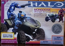HALO 3 -- MONGOOSE WITH SPARTAN CQB (CRIMSON/STEEL) TRU/DIAMOND COMIC EXCLUSIVE