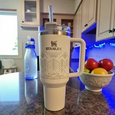 Stanley Winterscape Quencher H2.0 FlowState Tumbler White 40 oz