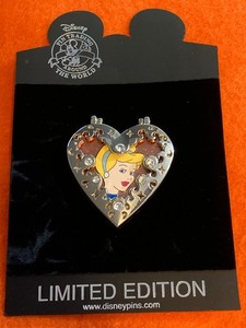71314    DS - Locket Series - Cinderella