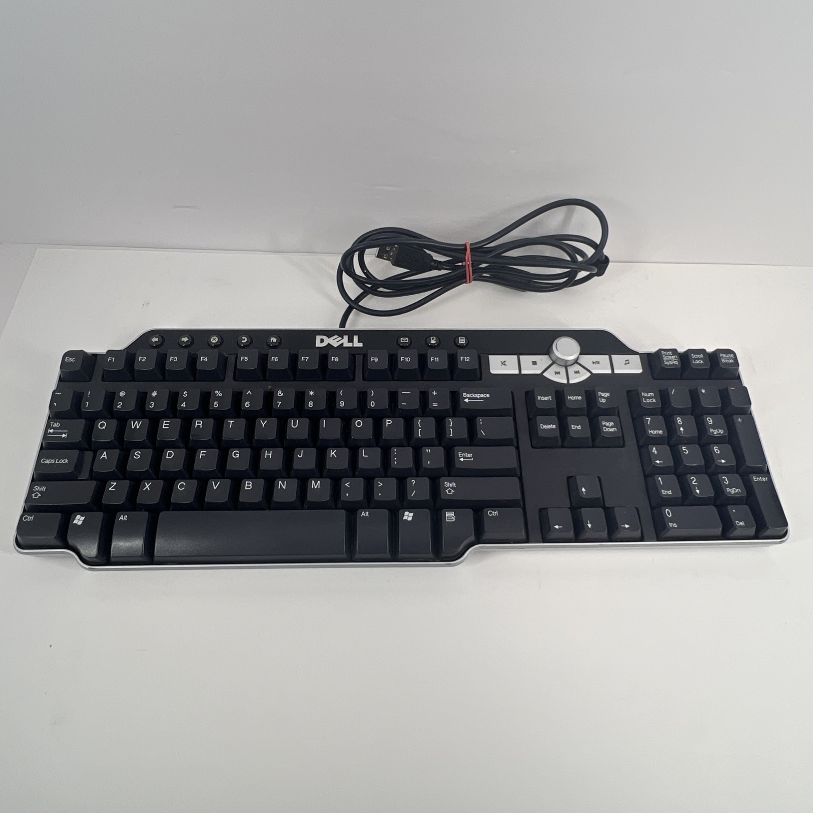 Dell SK-8135 USB Hub Wired Multimedia Keyboard 0DJ425
