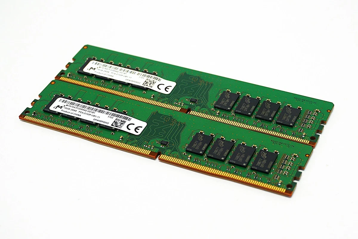 #3. PC4-17000 DDR4-2133 16GB (8GB×2) 25+ PC4-17000 (DDR4-2133) Bus Speed DDR4 SDRAM Memory (RAM) for