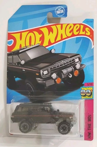 2023 Hot Wheels HW THE '80S 5/10 1988 Jeep Wagoneer 52/250 (Black) (Int. Card)