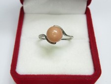 Women's 925 sterling silver ring, coral, 2,17 gr., size 6,25.