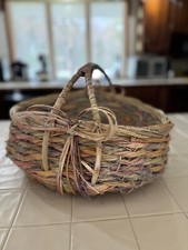 Large Vintage Hand Woven Oval Gathering Harvest Basket With Handle 17  x13  x6"