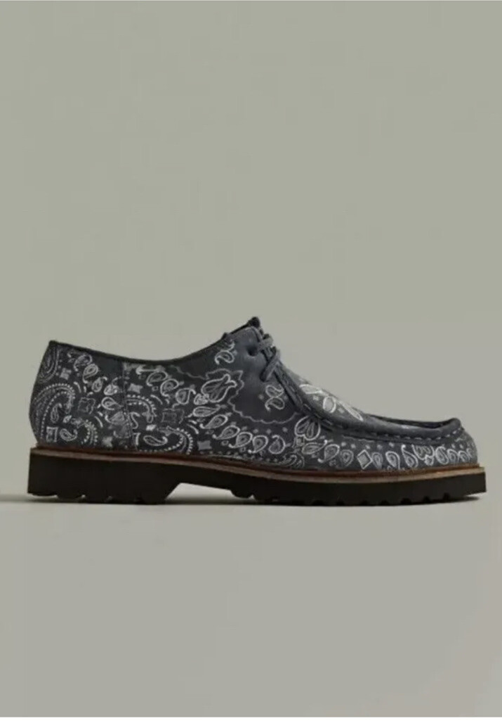 Urban Outfitters Blue Paisley Geoff Wallabee Men Soes Size  10 Urban Outfitters Blue Paisley Geoff Wallabee Shoes... | Depop main image 3