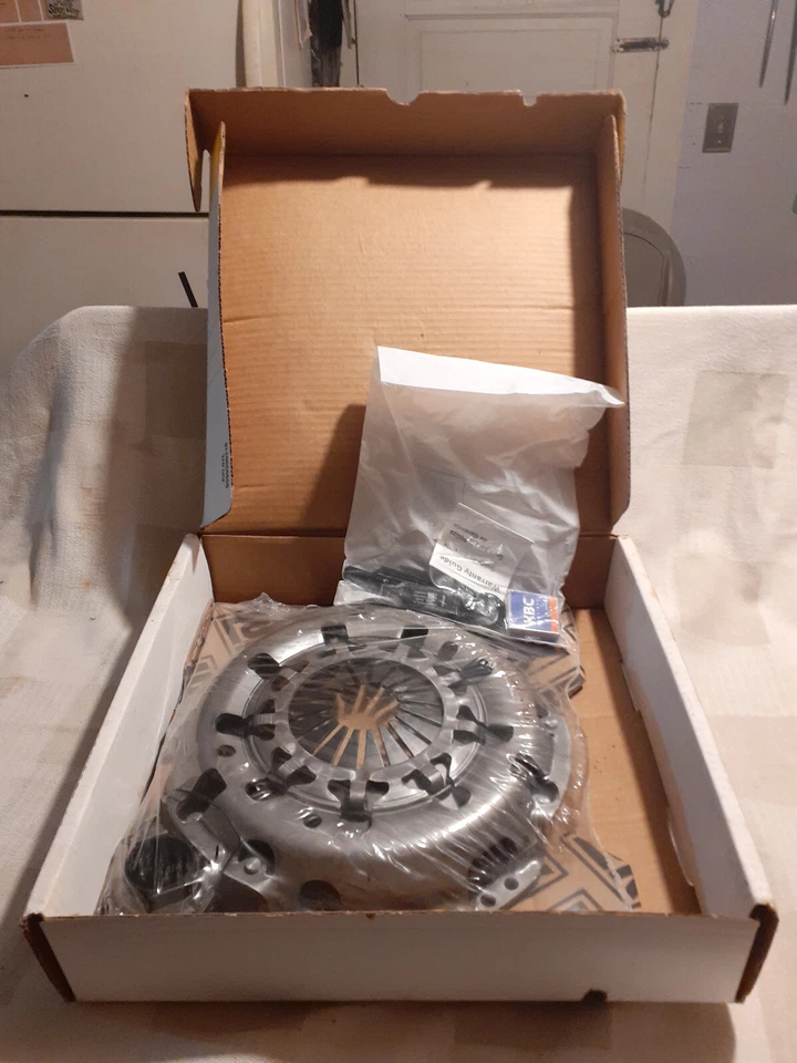 Комплект сцепления Toyota Tacoma 1995-2003 LuK 16-090 RepSet - Изображение 3 из 3