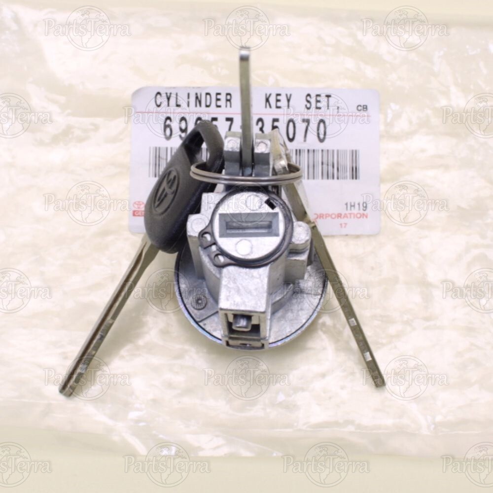 プラス３set 1999 Toyota Tacoma Accessories Lock Cylinde & Key Set