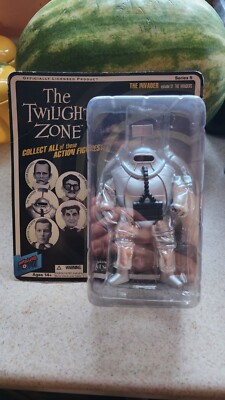 2011 series 5  twilight zone the invader  bif bang pow 439/1704 SDCC Toy Figure