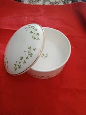 SHAMROCK TRELLIS Small Dish With Lid ROYAL TARA Ireland Bone China Trinket