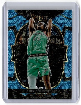 2022-23 Select Light Blue Disco Fast Break Devin Vassell 47/99 San Antonio Spurs