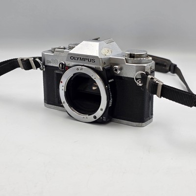 Olympus OM-30 nur Gehäuse ungetestet *ERSATZTEILE ODER REPARATUREN*