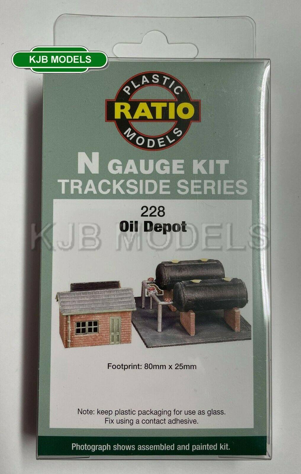 Ratio 228 Oil Depot - Fuel Oil Tanks + Loco Depot Office Plastic Kit N Gauge