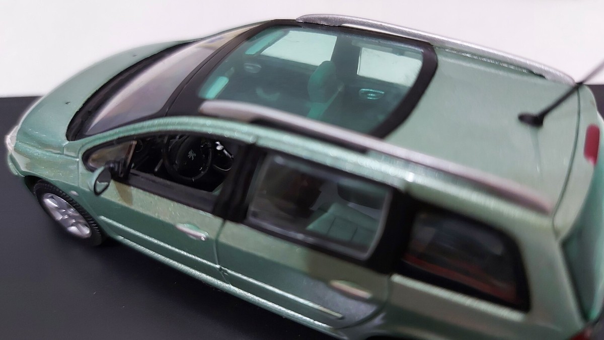 Peugeot 307 SW Restyling 2005 Light Green Met. 1:43 Norev 473750