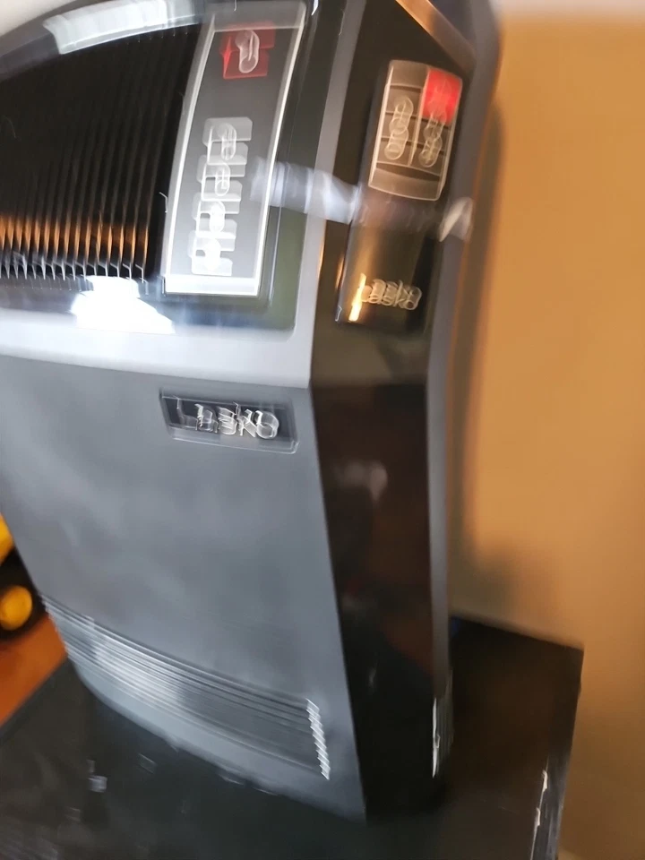 Calentador de cerámica para toda la habitación Lasko CC23161 Motion Heat - negro Foto 4 de 4