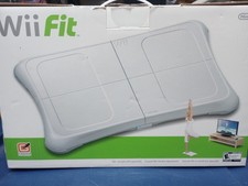 Nintendo Wii Fit - Balance Board Only With Original Box - 2 Games - Works