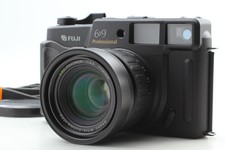 Ct 010 Almost MINT Fuji Fujifilm GW690 III Pro Medium Format Film Camera JAPAN