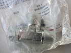 CNH Original Parts Union Tee Fitting Adapter 84545648 — photo 2