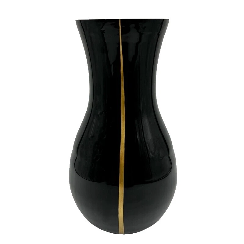 Black Contemporary Vases
