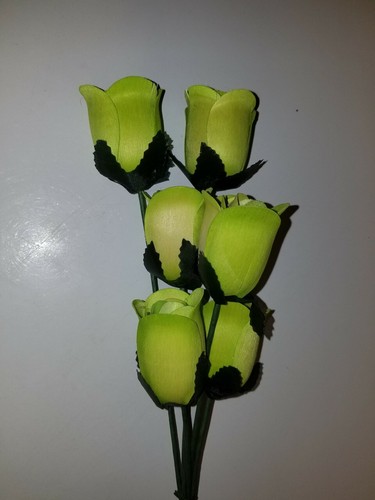 1/2 Open Wood Roses (Choose From Purple, Yellow, Lt Green & Lt Blue w/Blue Tips) - Picture 14 of 17