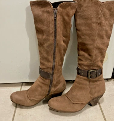 Bottes  femme KICKERS Taille 37 - cuir vieilli - Photo 1/4