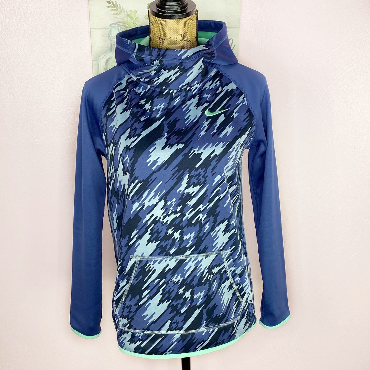 nike camouflage hooded shirts & tops