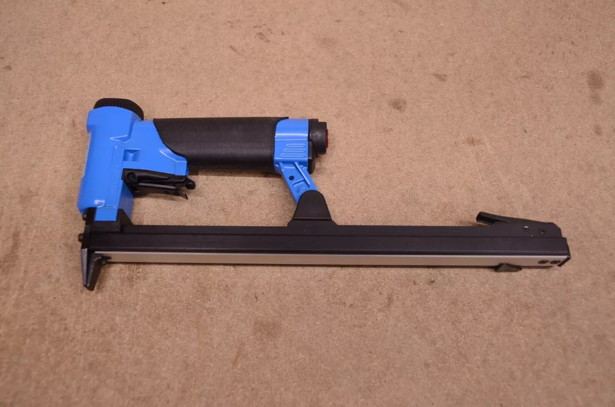 Fasco 71 Type Stapler F1B 7C 16 L.M. Pneumatic Air Staple Gun Long Magazine