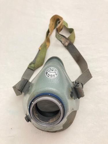 ORIGINAL  SIERRA OXYGEN MASK FACEPIECE  SIZE REGULAR NARROW,  Memorabilia