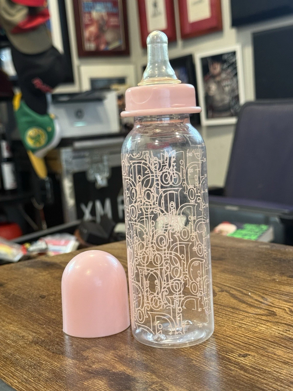 RARE limited Dior Princess Logo Couture Baby Bottle Pink 250ml
Opens in a new window or tab