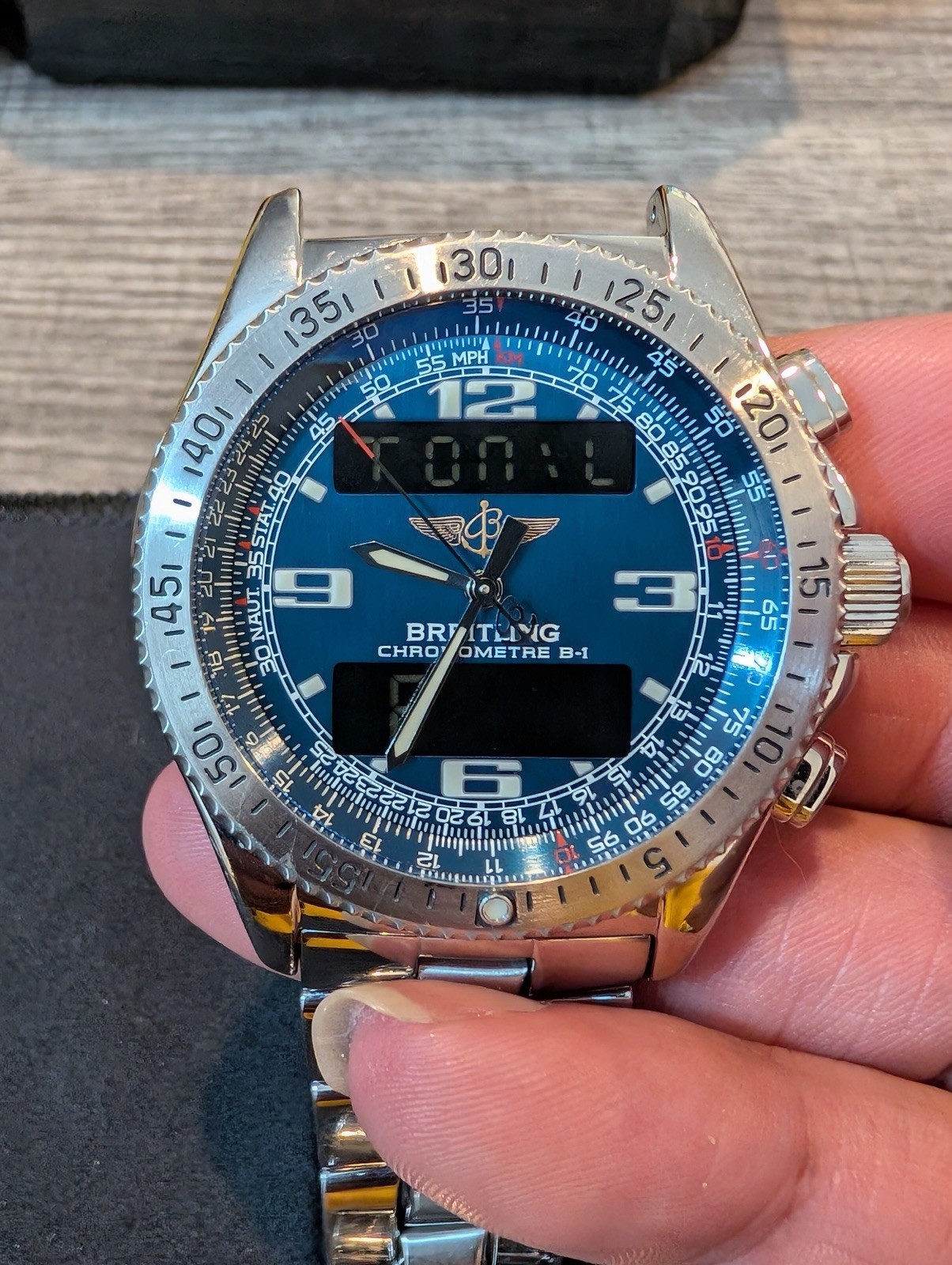 *READ DESCRIPTION!* Breitling Professional A78362 - image 11