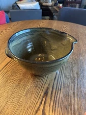 Jugtown Ware Handmade Stoneware Studio Pottery Mixing Bowl With Spout