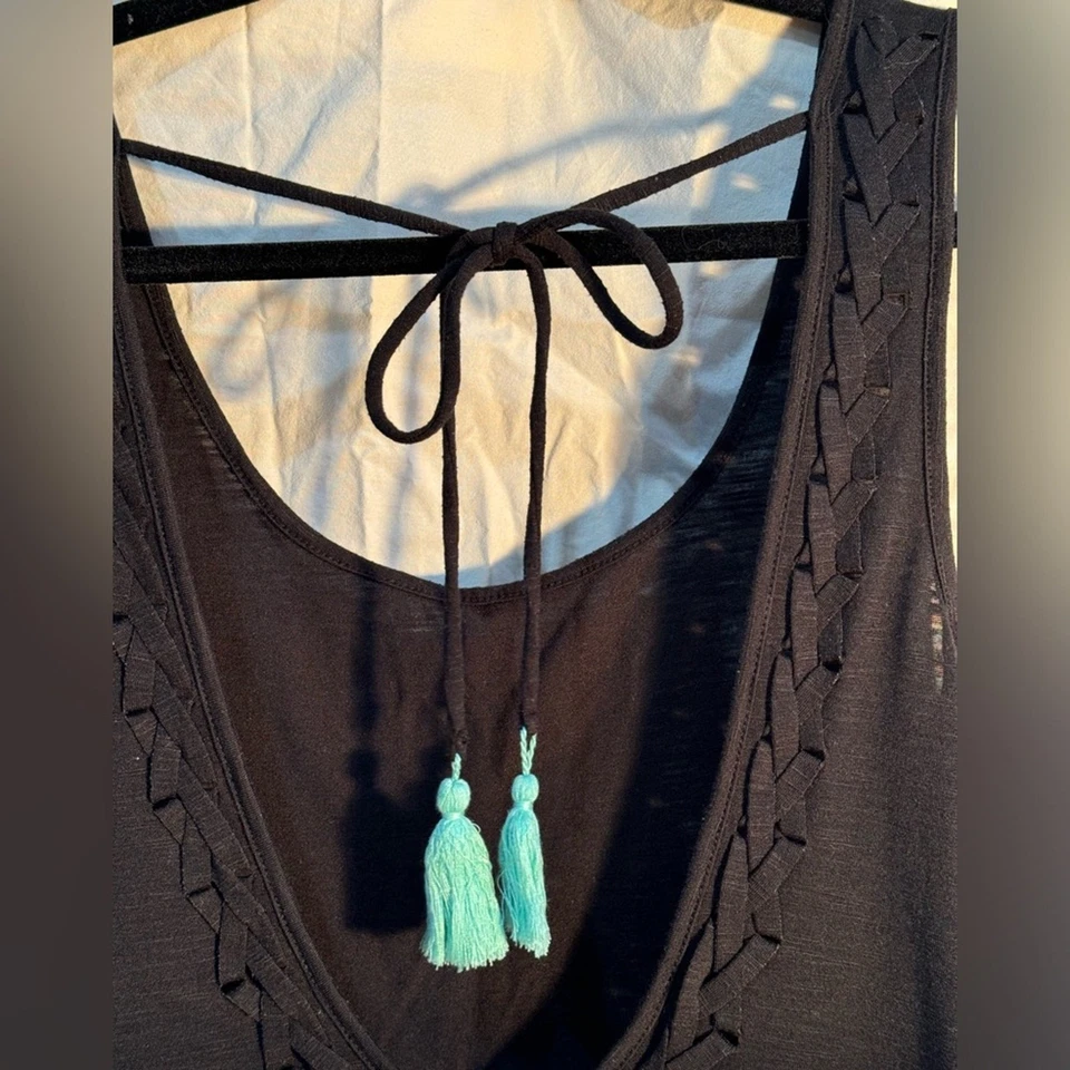 Xhilaration Traje de Baño Negro Vestido de Encubrimiento Espalda Abierta Borla Corbatas Trenzadas Medianas Foto 4 de 4