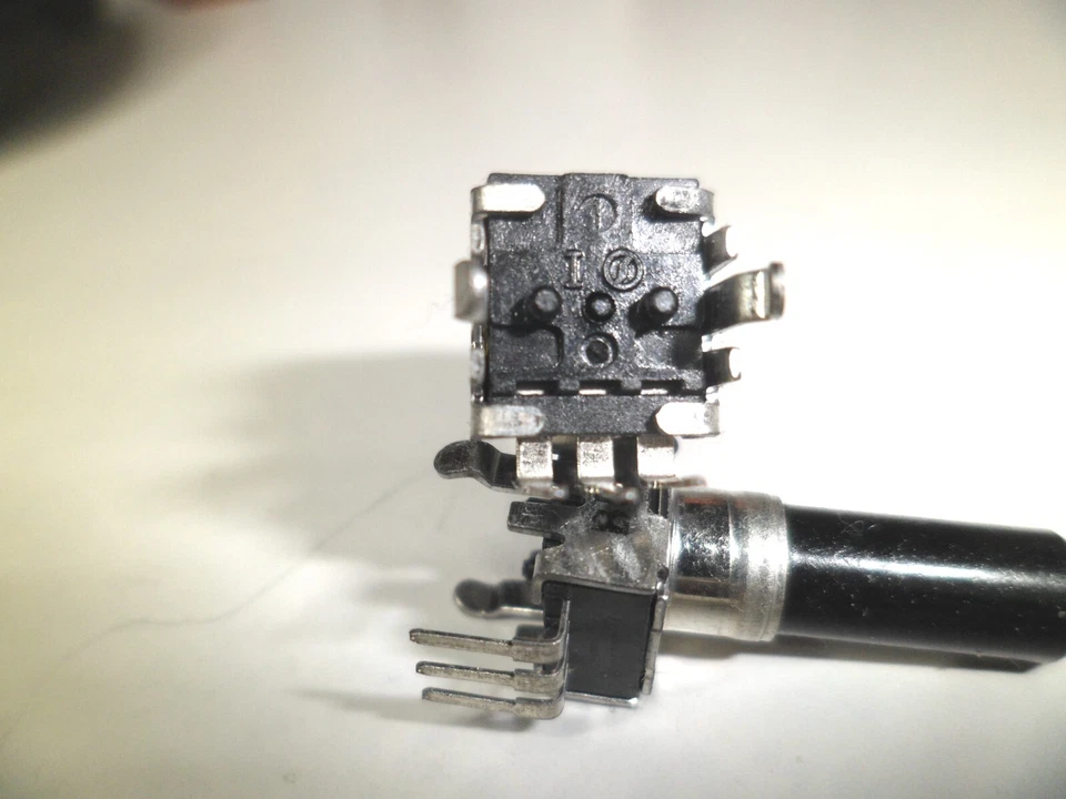 5 x 50k LINEAR potentiometer 9mm Noble Super-smooth Cond. Polymer long-life NEW - Image 3 of 4