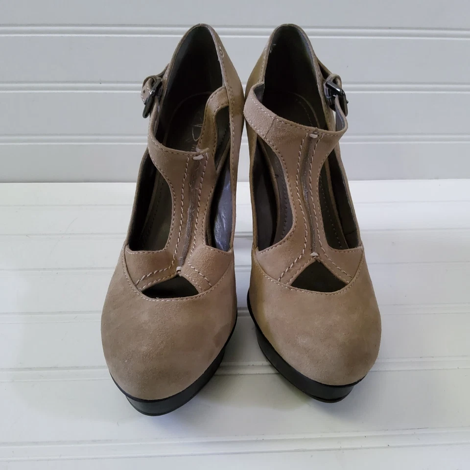 Zapatos B Makowsky Gamuza Hebilla Correa Plataforma Tacón Tostado Talla 7M Foto 2 de 4