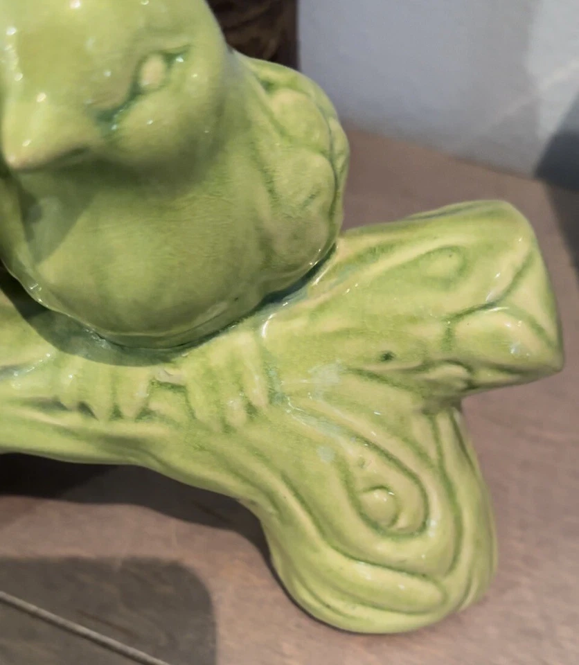 URBAN TRENDS  Ceramic Birds. Ceramic Bird Collectable Figurine - Image 3 of 3