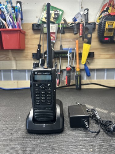 Motorola TRBO XPR6550 XPR 6550 VHF 136-174 MHz 5W 1000 Channel (Digital/Analog) - Picture 1 of 16