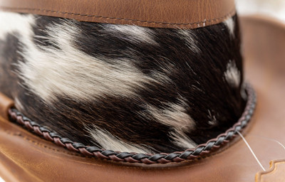 AVU LE VU REAL LEATHER AND COWHIDE FUR BROWN NEW HANDCRAFTED  display picture 2