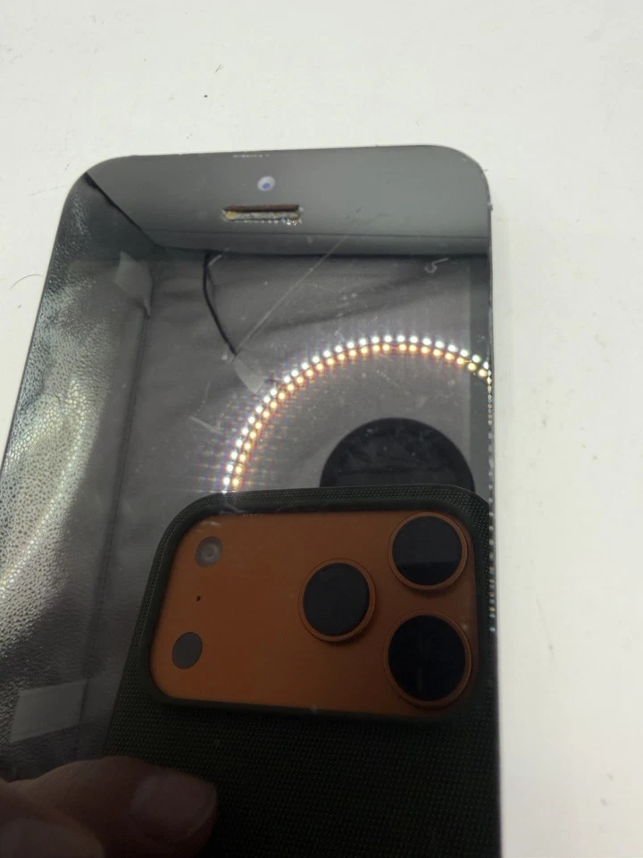 iPhone 5C Touch Screen Digitizer Display Black 100% Original Oem - Image 2 of 4