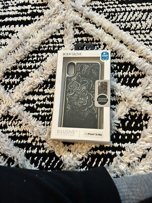 Body Glove Silver Illusive Glitter Lace Case   iPhone XR BRAND NEW 