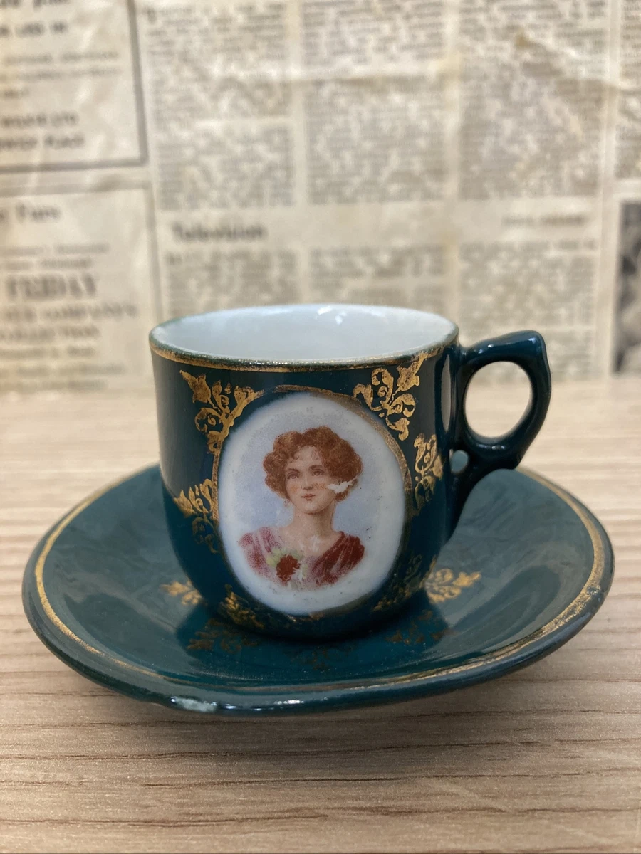 small tea cup and saucer Green Vintage China