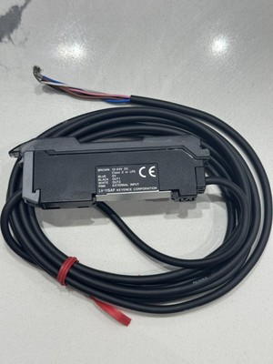 Keyence LV-11SAP Ultra-Small Digital Laser Sensor Amplifier Main Unit PNP New