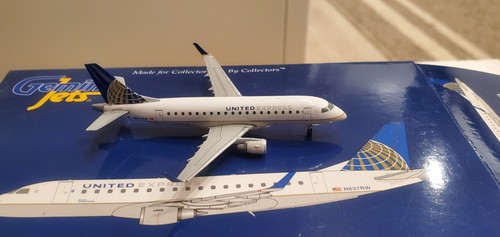 Gemini Jets United / Republic Airlines ERJ170-100SE 1:400 GJUAL1253 N637RW - Foto 5 di 9