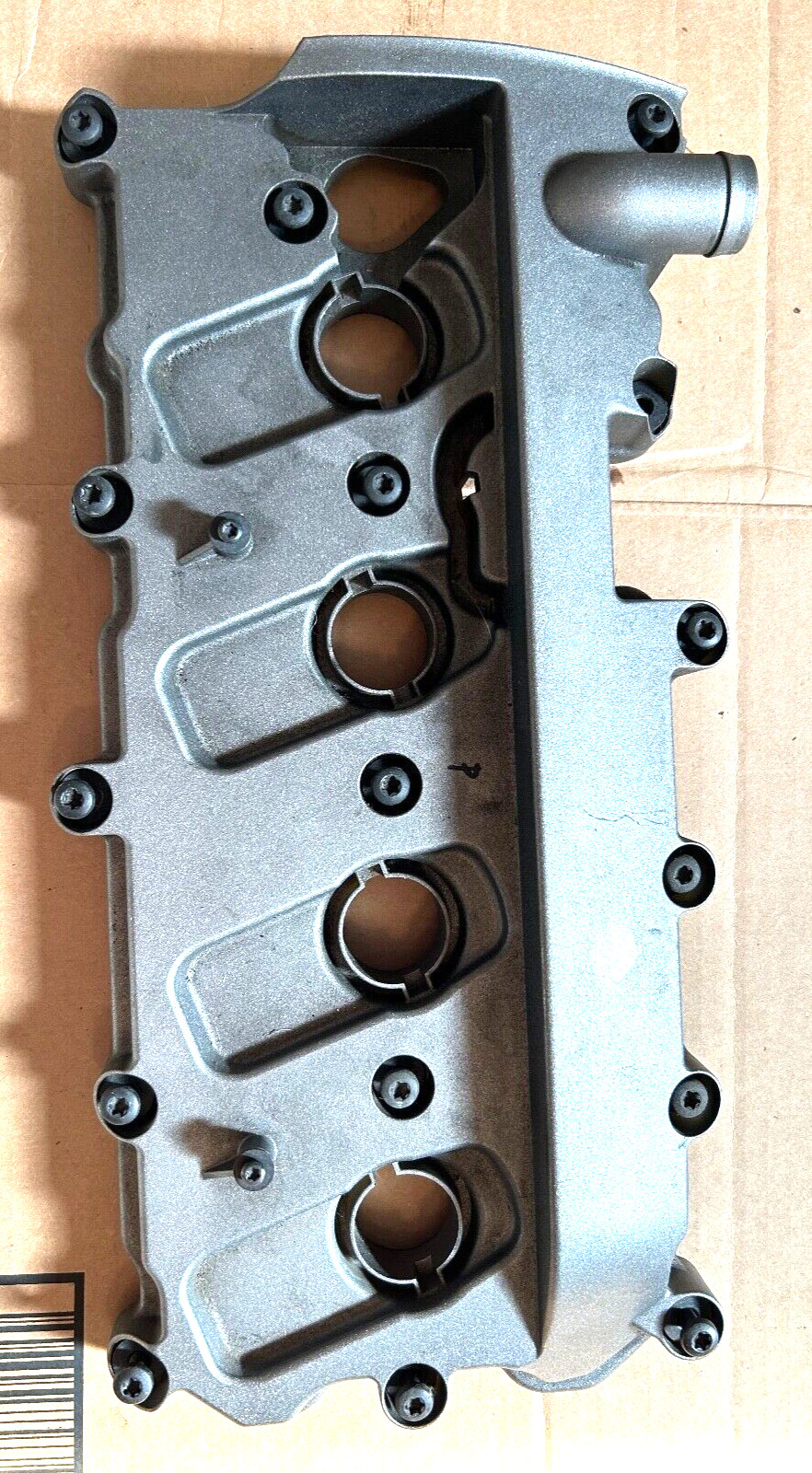 2008-2015 AUDI R8 4.2L RIGHT PASSENGER SIDE VALVE ROCKER CAM COVER 079103472AF