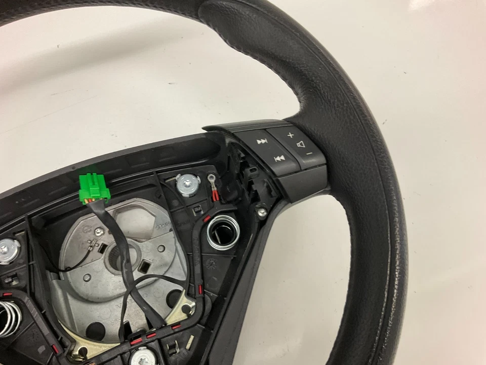 Volante cuero modelo Volvo XC90 S60 S80 R 01-14  Foto 4 de 4