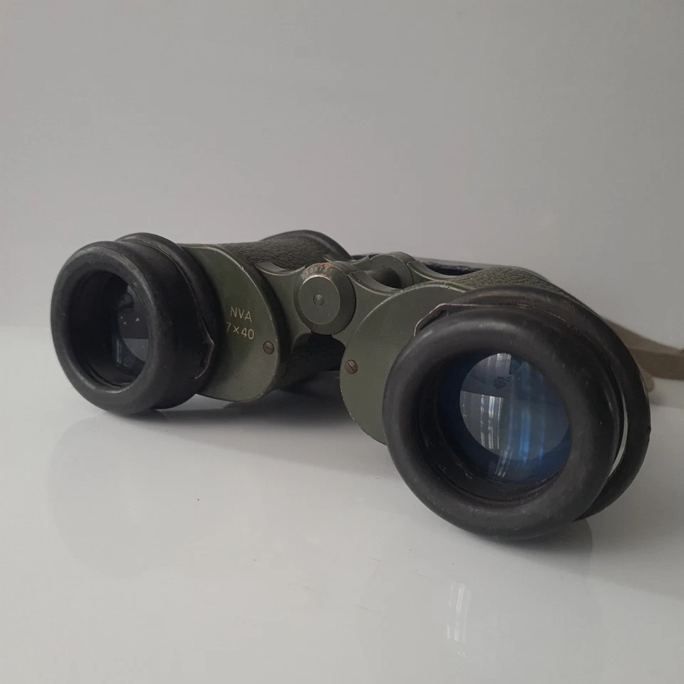 Carl Zeiss Jena - NVA Fernglas 7x40 – Dienstglas mit Strichplatte - Bild 4 von 4