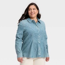 Women's Denim Western Button-Down Shirt - Universal Thread Light Wash 28
