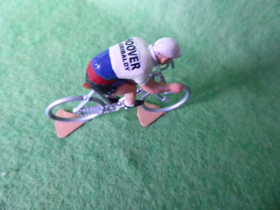 RARE COUREUR CYCLISTE AMOVIBLE DU TOUR DE FRANCE - ROGER 1960 - N° 8 TBE - Photo 2/2