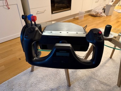 Logitech G Saitek Pro Flight Yoke Steuerhohrn und Schubregler für Flugsimulator
