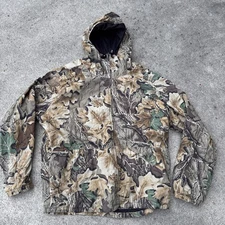 Vintage Walls Water-Pruf Camo Full Zip Outdoors Water Proof Camo Jacket XXL?